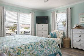 Lagoon View 3 Bedroom Home by Redawning