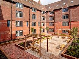 Stylish Rooms and Studios - COVENTRY - Campus Accommodation