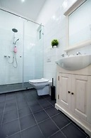 Central Luxury Apartment