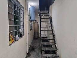 Gujar Khan - 3 Bed Apartment - Sleeps 6 - Parking