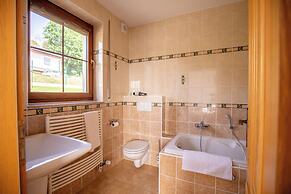 Luxury 10-bed Villa With View, Pool, Playground