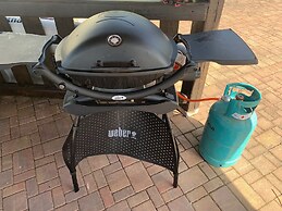 Luxury 10-bed Villa With View, Pool, Playground