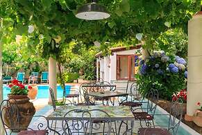 HOTEL VILLA FERNANDA