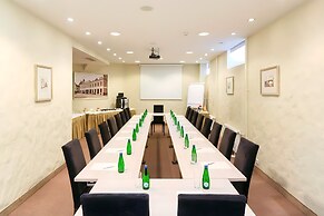 Rixwell Collection Savoy Boutique Hotel