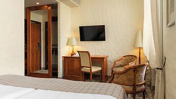 Rixwell Collection Savoy Boutique Hotel