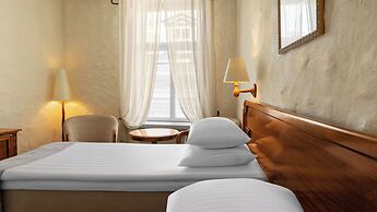 Rixwell Collection Savoy Boutique Hotel