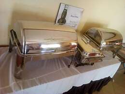 The Pearl Hotel Kumi