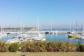 Stunning 2-bed Apartment in Didim