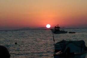 Stunning 2-bed Apartment in Didim