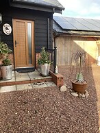 Charming Gnome Cottage, in Devon Near Sidmouth