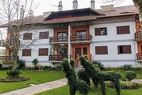 LOCAR-IN GRAMADO- Duplex Lago Negro