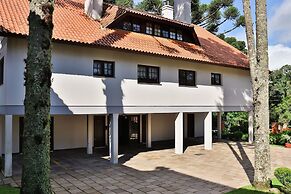 LOCAR-IN GRAMADO- Duplex Lago Negro