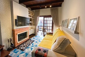 LOCAR-IN GRAMADO- Duplex Lago Negro