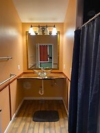 Aloha Beach Club Resort