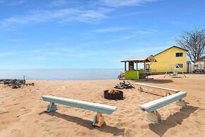 Aloha Beach Club Resort