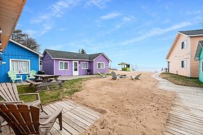 Aloha Beach Club Resort