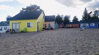 Aloha Beach Club Resort