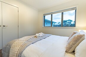 Manly Bay Wonderful 3BR New Home - Fibre