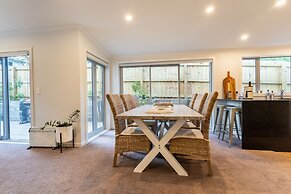 Manly Bay Wonderful 3BR New Home - Fibre