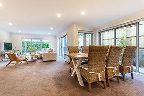 Manly Bay Wonderful 3BR New Home - Fibre