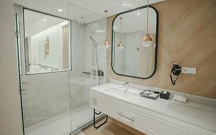 Luwansa Hotel & Convention Center Manado