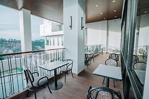 Luwansa Hotel & Convention Center Manado