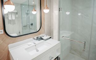 Luwansa Hotel & Convention Center Manado