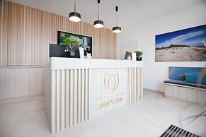 Bades Huk Marina Hotel
