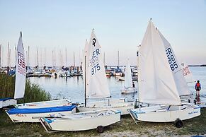 Bades Huk Marina Hotel