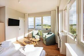 Bades Huk Marina Hotel