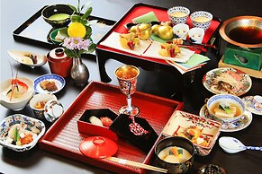 WAQOO Naritasanmonzen