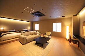 WAQOO Naritasanmonzen