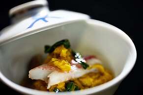 WAQOO Naritasanmonzen