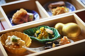 WAQOO Naritasanmonzen