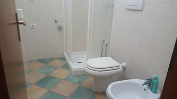 Air-conditioned Apartment 300 Meters From the sea