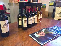 Fattoria Santa Vittoria Istrice Apartment