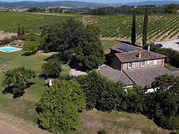 Fattoria Santa Vittoria Istrice Apartment