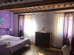 Room in Guest Room - La Dimora nel Corso