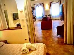 Room in Guest Room - La Dimora nel Corso