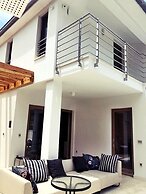 Exclusive Villa Marumare Completed 2021 Pool 300m to the Beach