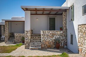 Private Villa Agia Irini, 350 Meter to the Beach for 4 Guests With Poo