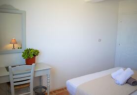 Private Villa Agia Irini, 350 Meter to the Beach for 4 Guests With Poo