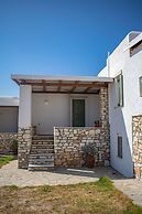 Private Villa Agia Irini, 350 Meter to the Beach for 4 Guests With Poo