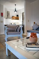 Private Villa Agia Irini, 350 Meter to the Beach for 4 Guests With Poo