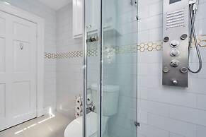 Historical Cozy Home in the Houston Heights Near Downtown, Midtown Gal