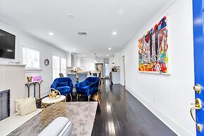 Historical Cozy Home in the Houston Heights Near Downtown, Midtown Gal