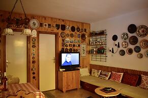 Cozy Family Cottage at the Lake Balaton