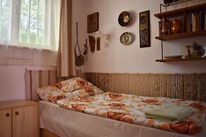 Cozy Family Cottage at the Lake Balaton