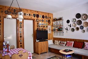 Cozy Family Cottage at the Lake Balaton