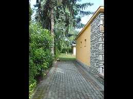 Cozy Family Cottage at the Lake Balaton